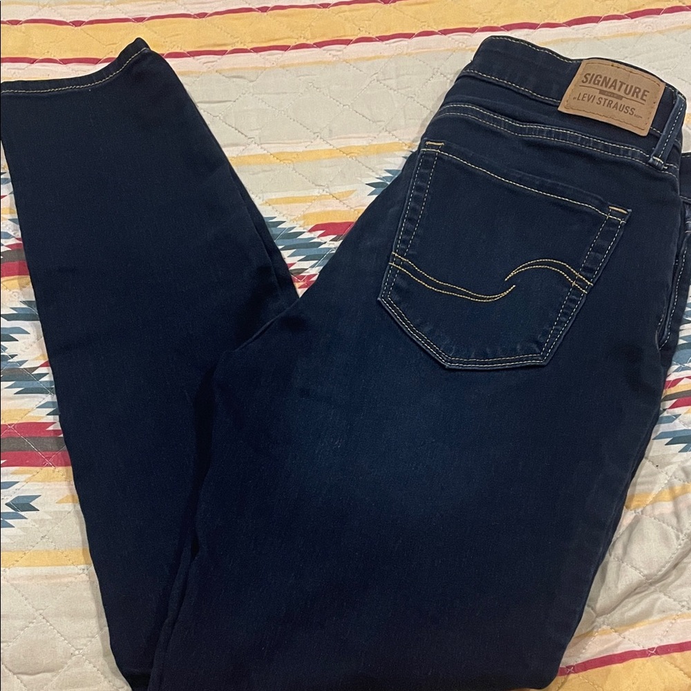 Signature by Levi Strauss Women's Dark Blue Skinny Jeans